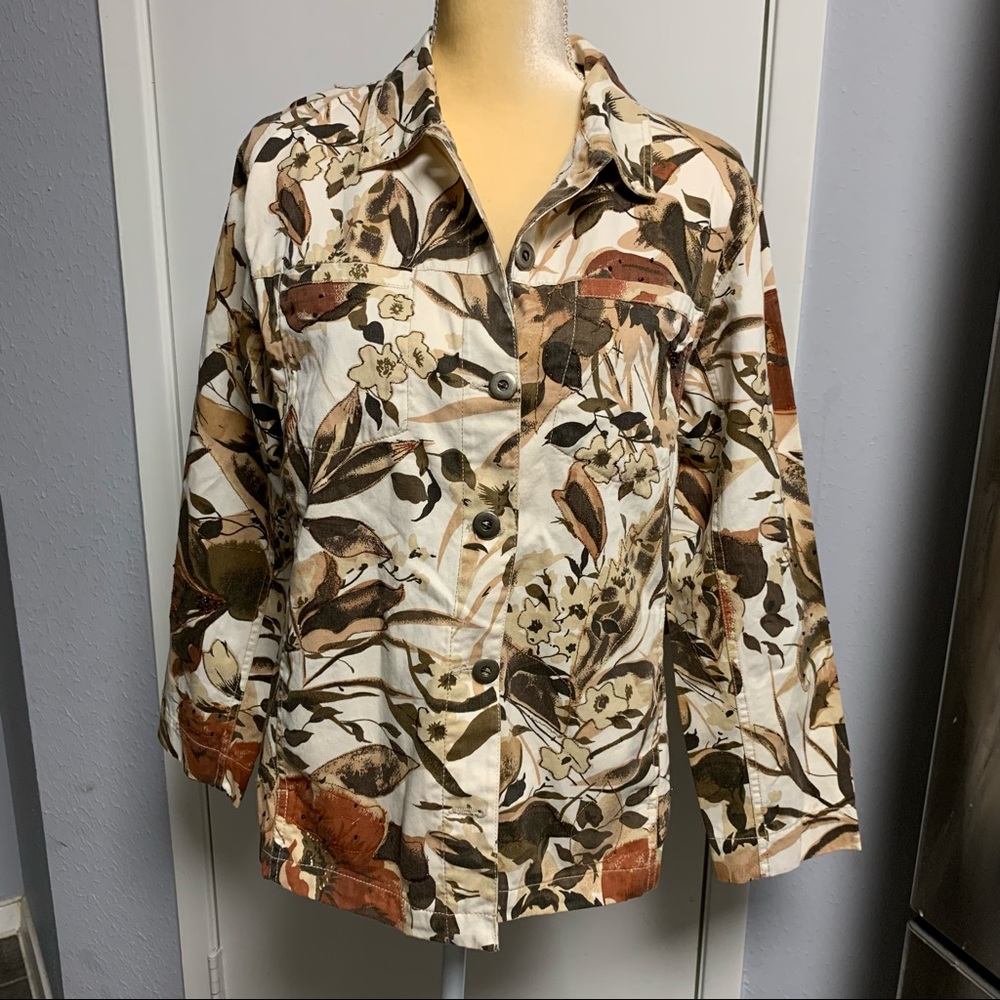 CHICO’s DESIGN FLORAL BEADED  EARTH TONE COLOR JACKET SIZE 1/M8